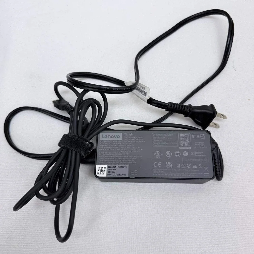 Lenovo 65W USB-C AC Adapter Power Supply ADLX65YCC2D SA10R16922 Black